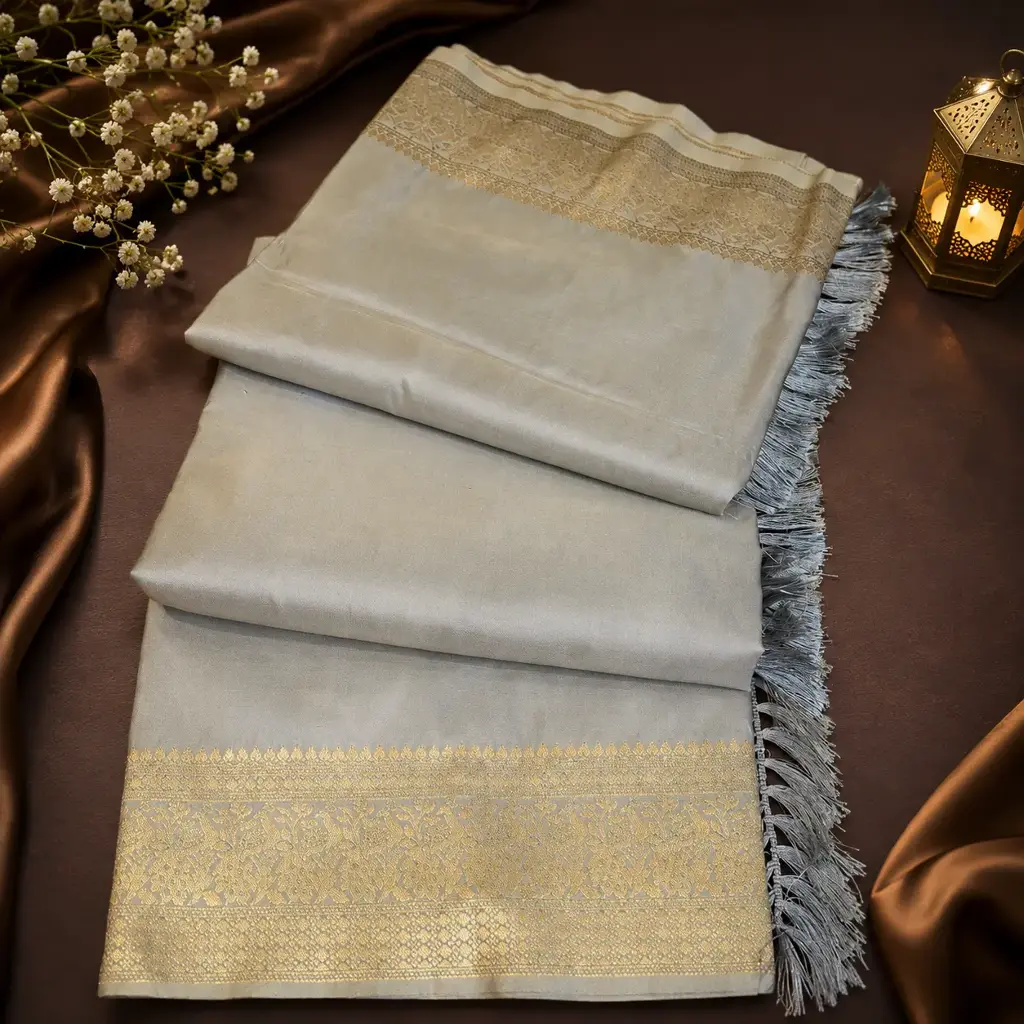 Elegant Silver Grey Linen Silk Saree with Minimalist Weave & Tassel Pallu